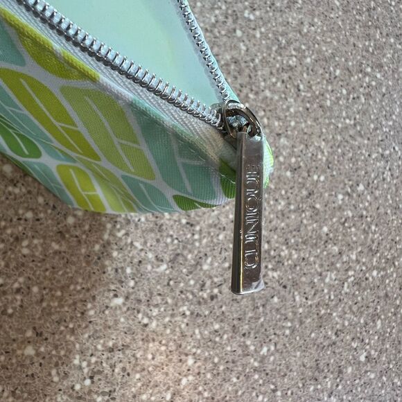 🦋$3 ~ Clinique Green & Yellow Makeup Bag ~ Cosmetics Case ~ Clutch ~ Logo ~ NEW - Picture 5 of 7